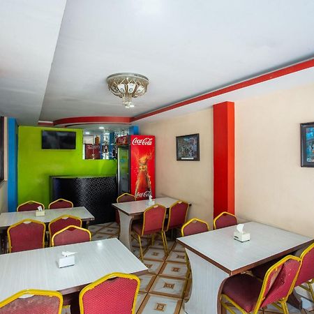 Oyo 808 Hotel Om Ganapati Pvt Ltd Katmandu Zewnętrze zdjęcie